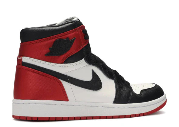 Jordan 1 Retro „Satin Black Toe“