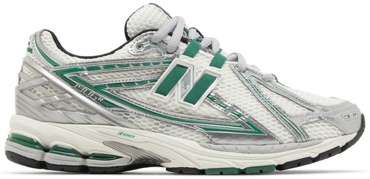New Balance 1906R Fichtenpaket