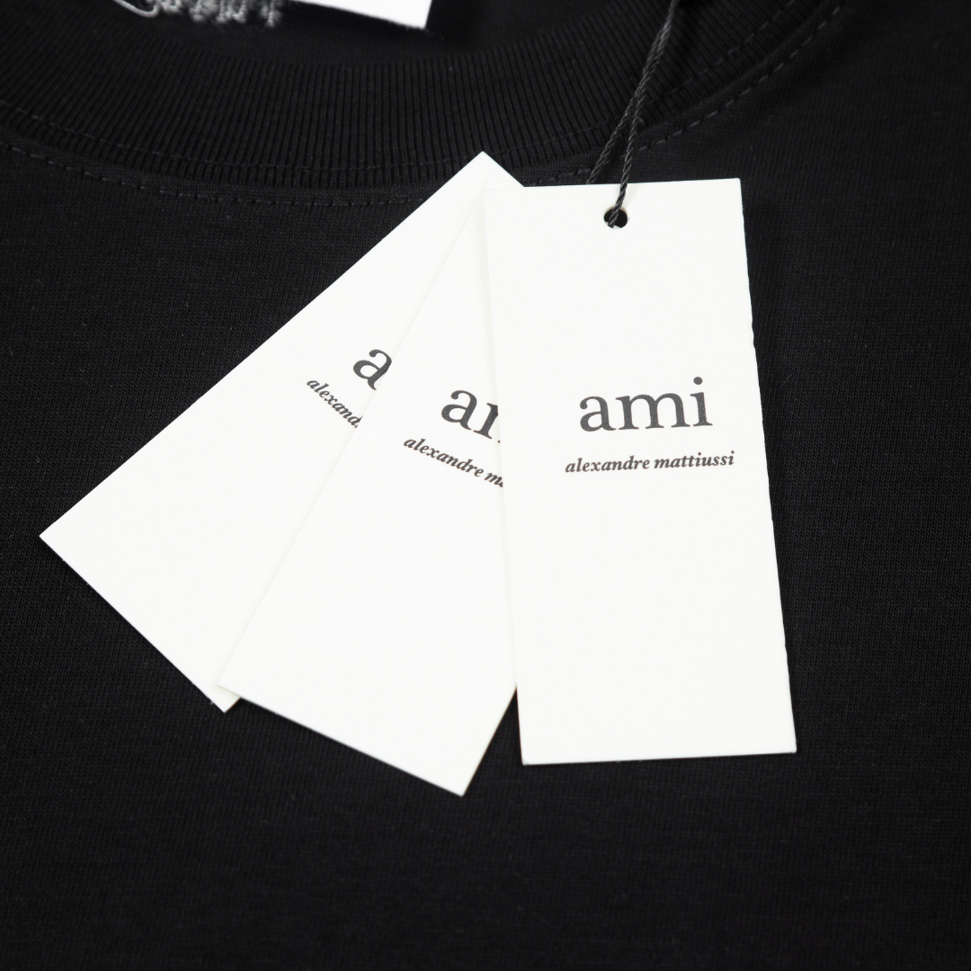 Little Paris – T-Shirt „Ami“ in Schwarz und Rot mit Herzmotiv
