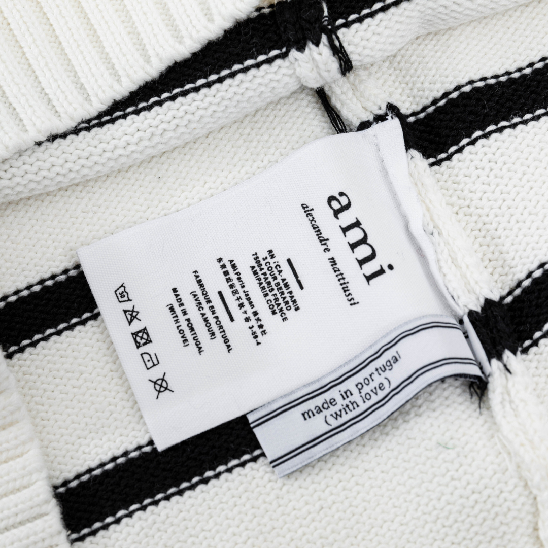 Ami Paris – Weißer Matrosenpullover
