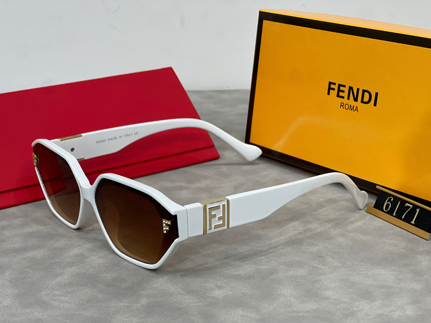 Lunettes de soleil