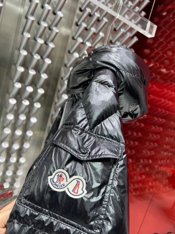 Moncler Maya 70. Jubiläums-Sonderedition Kurze Daunenjacke Schwarz