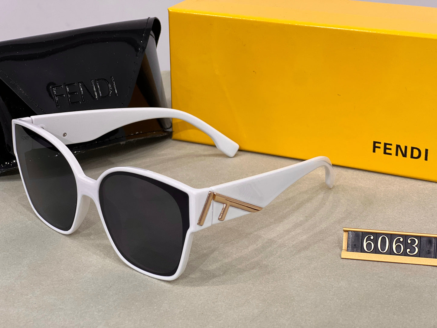 Lunettes de soleil