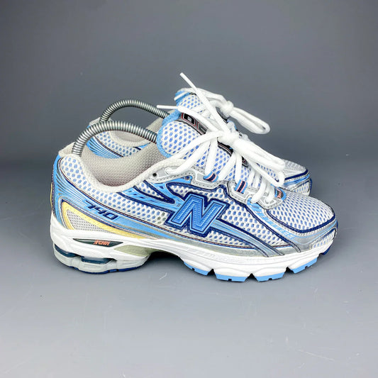 New Balance 740 BLAU