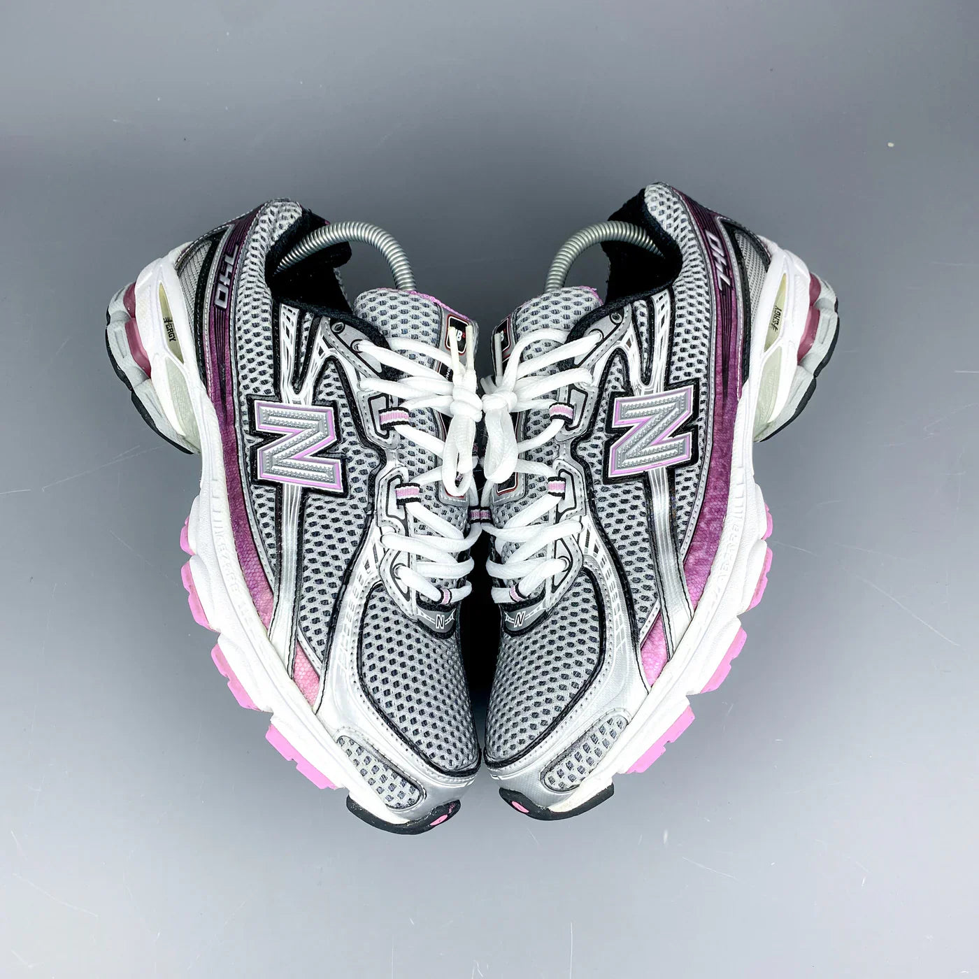 New Balance 740 ROSA
