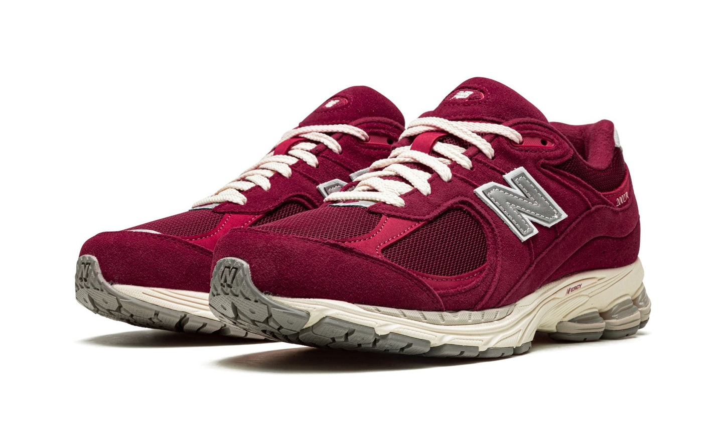 2002R Suede Pack Red Wine