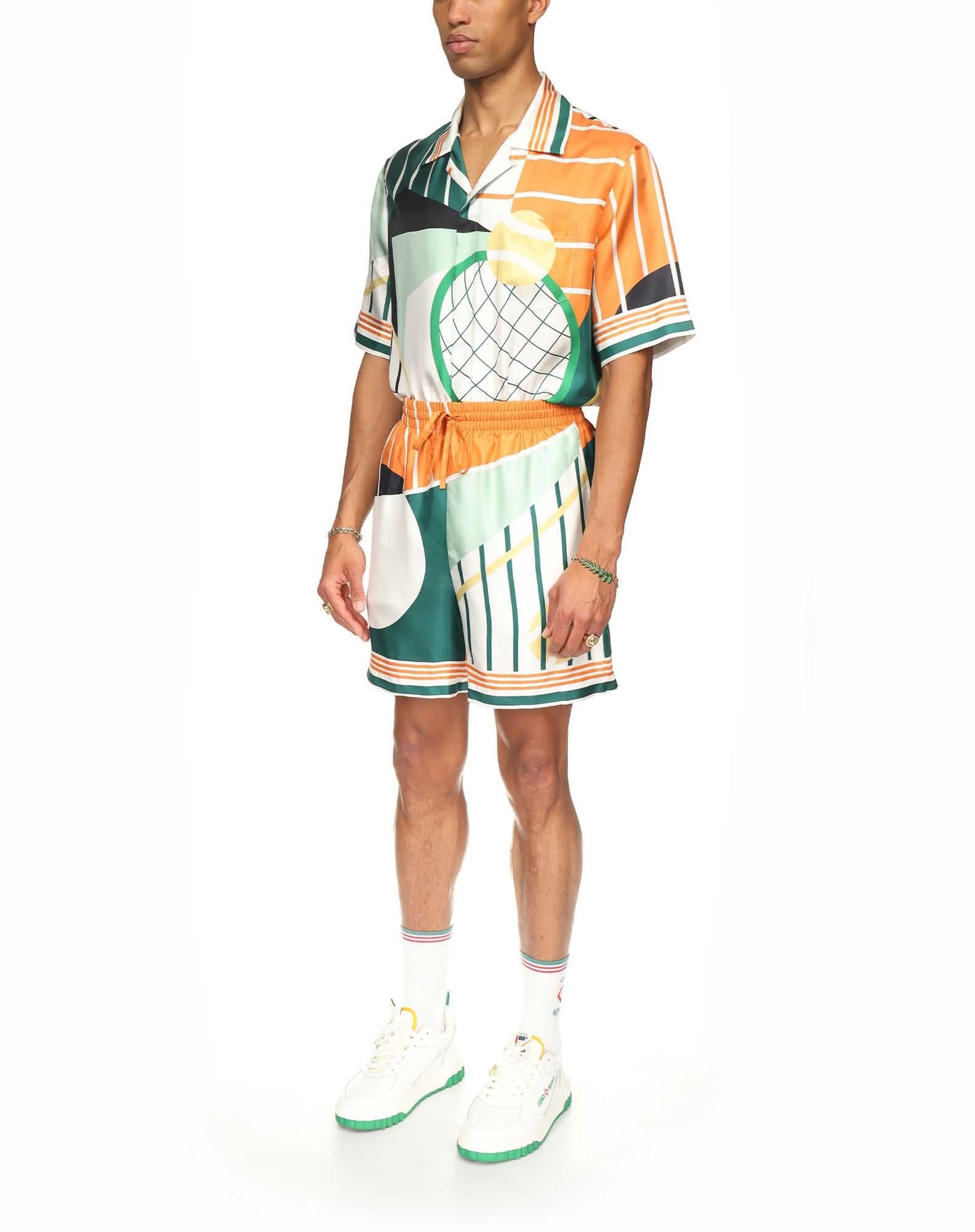 Kurze Shorts aus abstrakter Seide