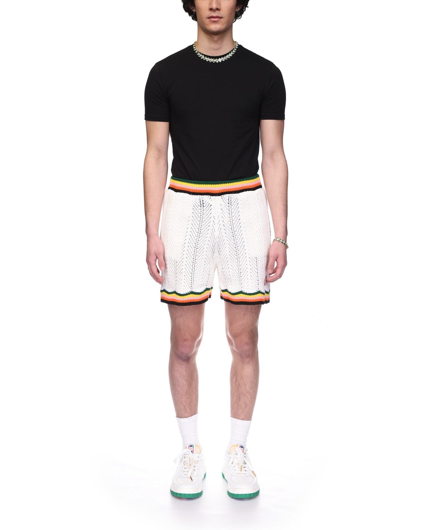 Shorts mit Chevron-Spitze