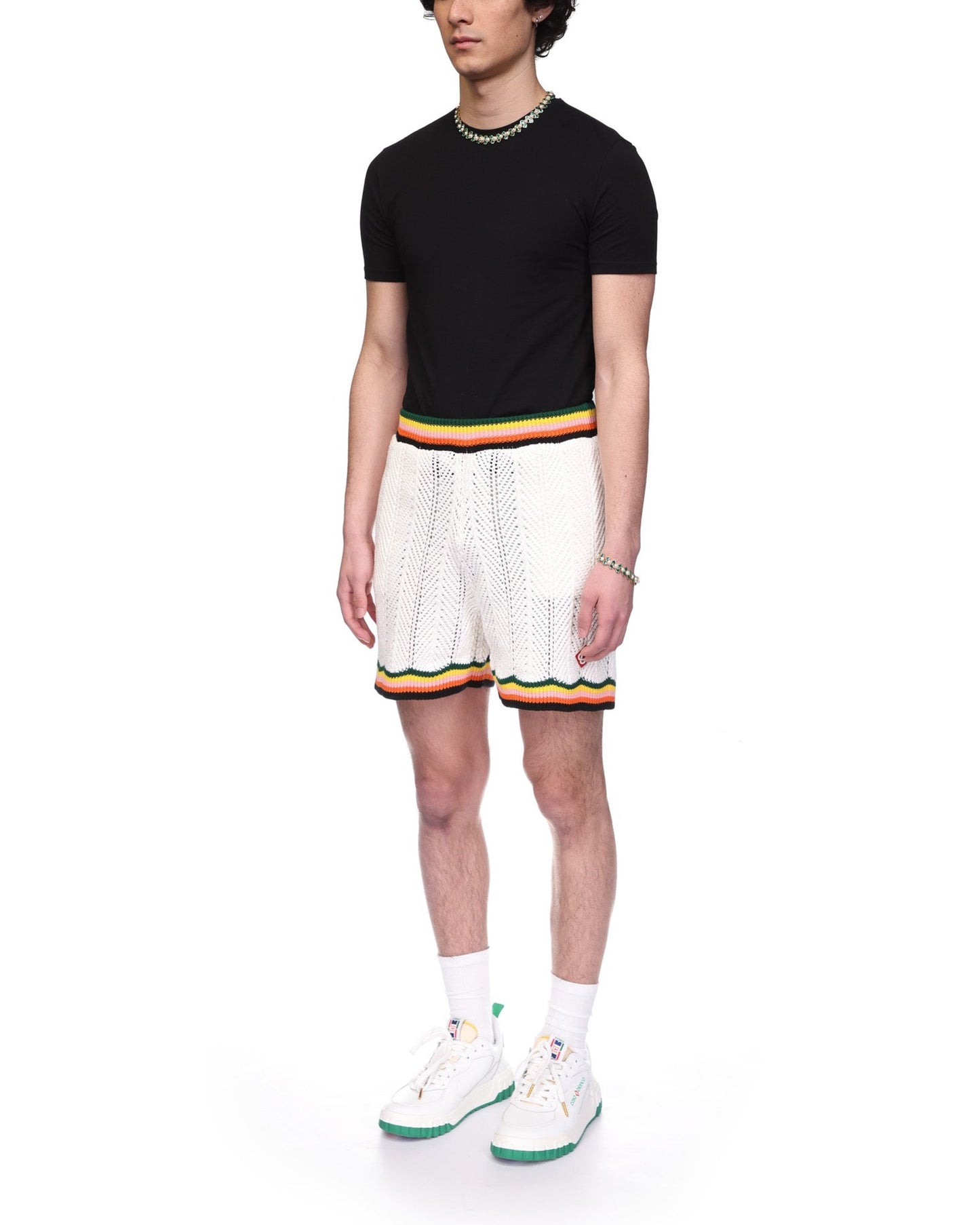 Shorts mit Chevron-Spitze
