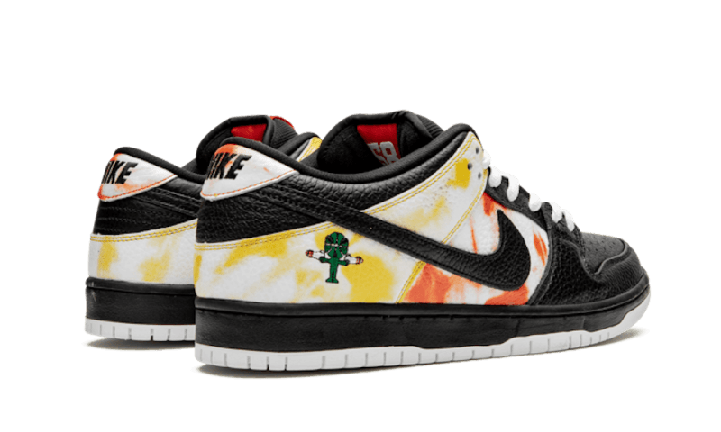 SB Dunk Low Raygun Tie Dye Startseite