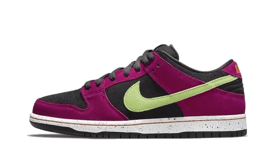 SB Dunk Low Rote Pflaume