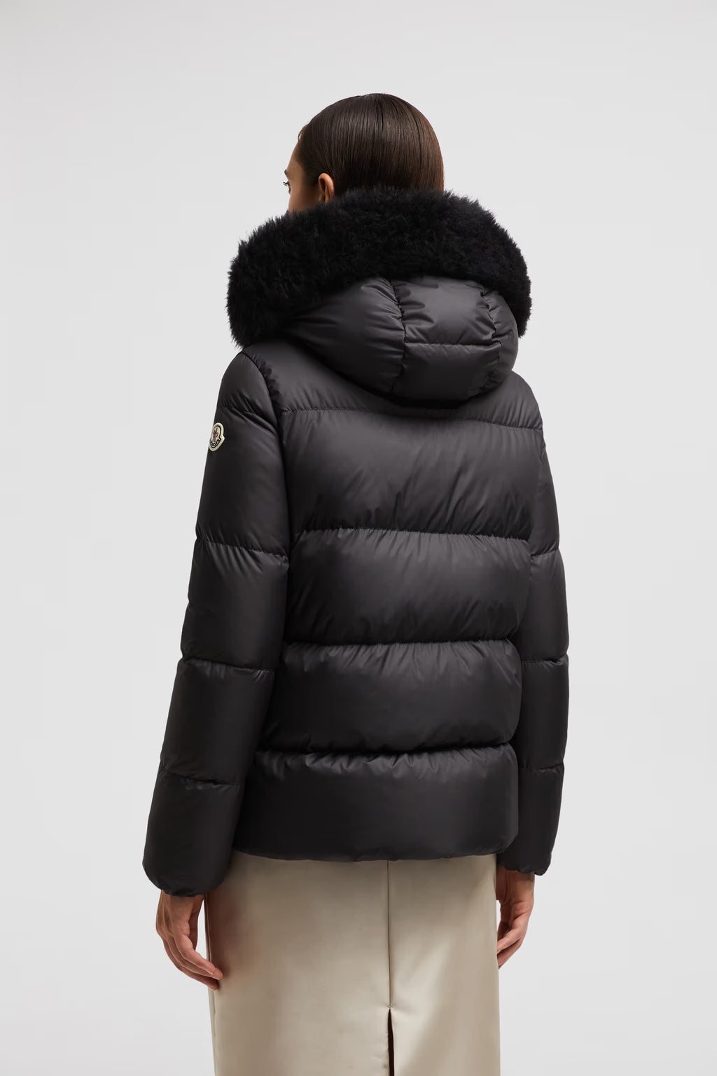 Moncler Laichefur Kurze Daunenjacke mit Kapuze Schwarz