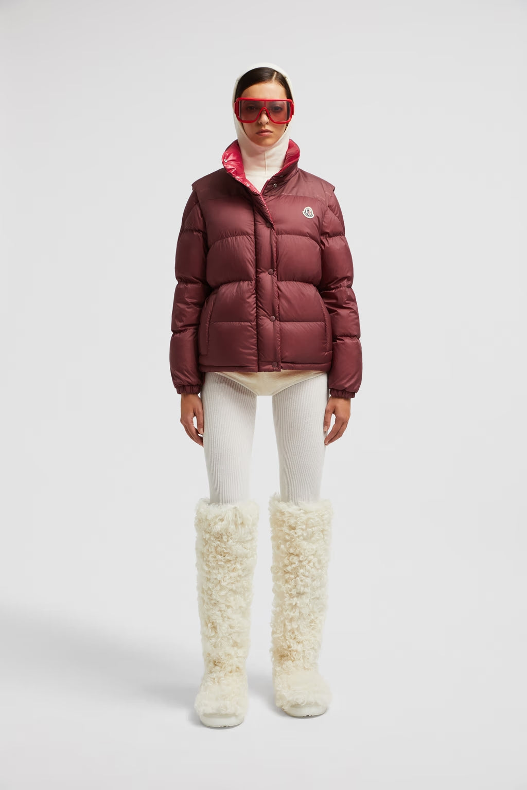 Moncler Verone Bordeaux Wendbare kurze Daunenjacke