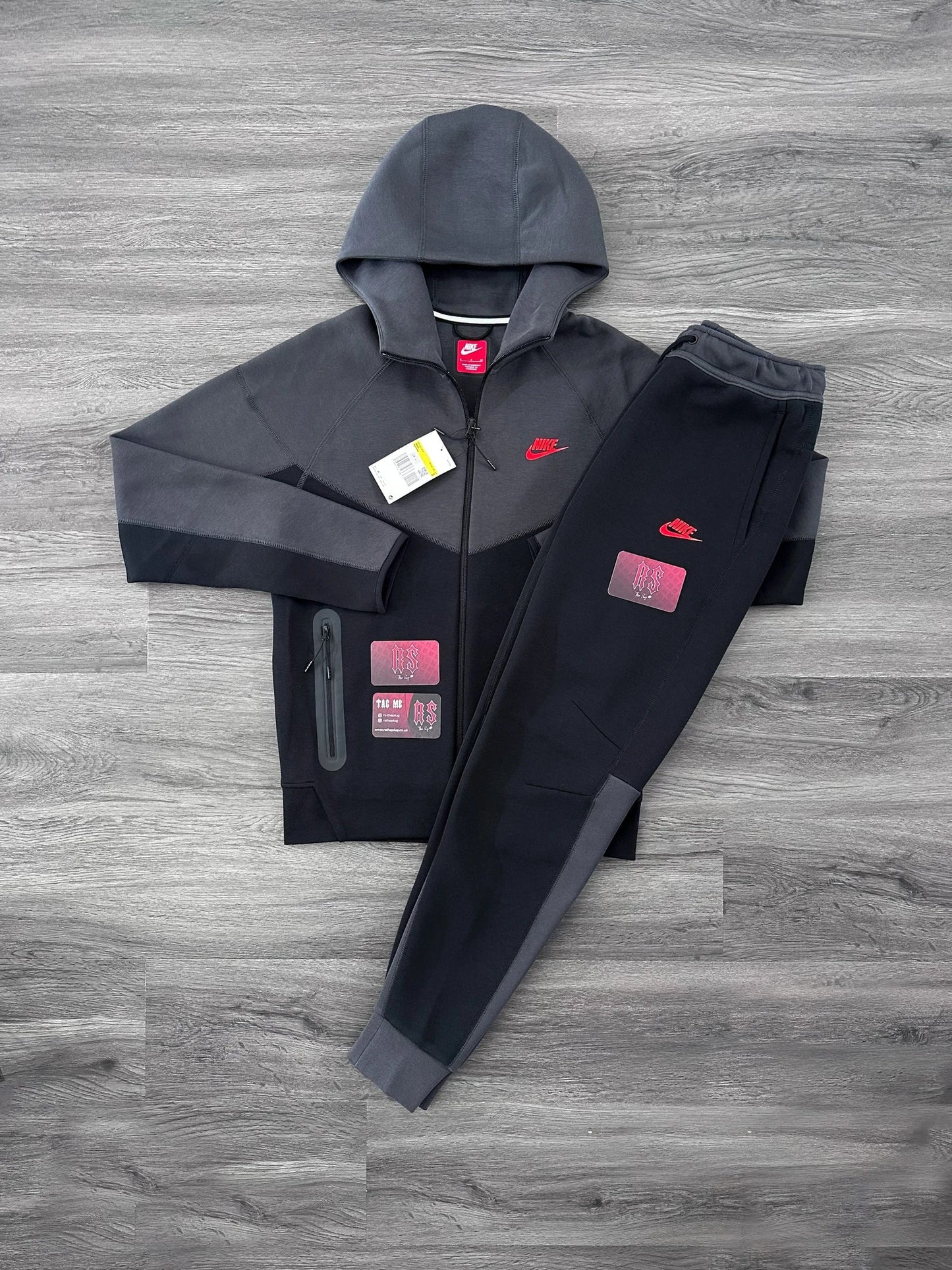 Nike Tech Fleece Tracksuit Black/Red S23