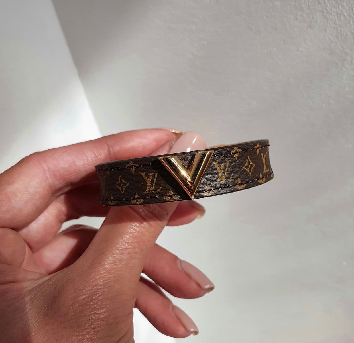 Louis Vuitton V-Armband