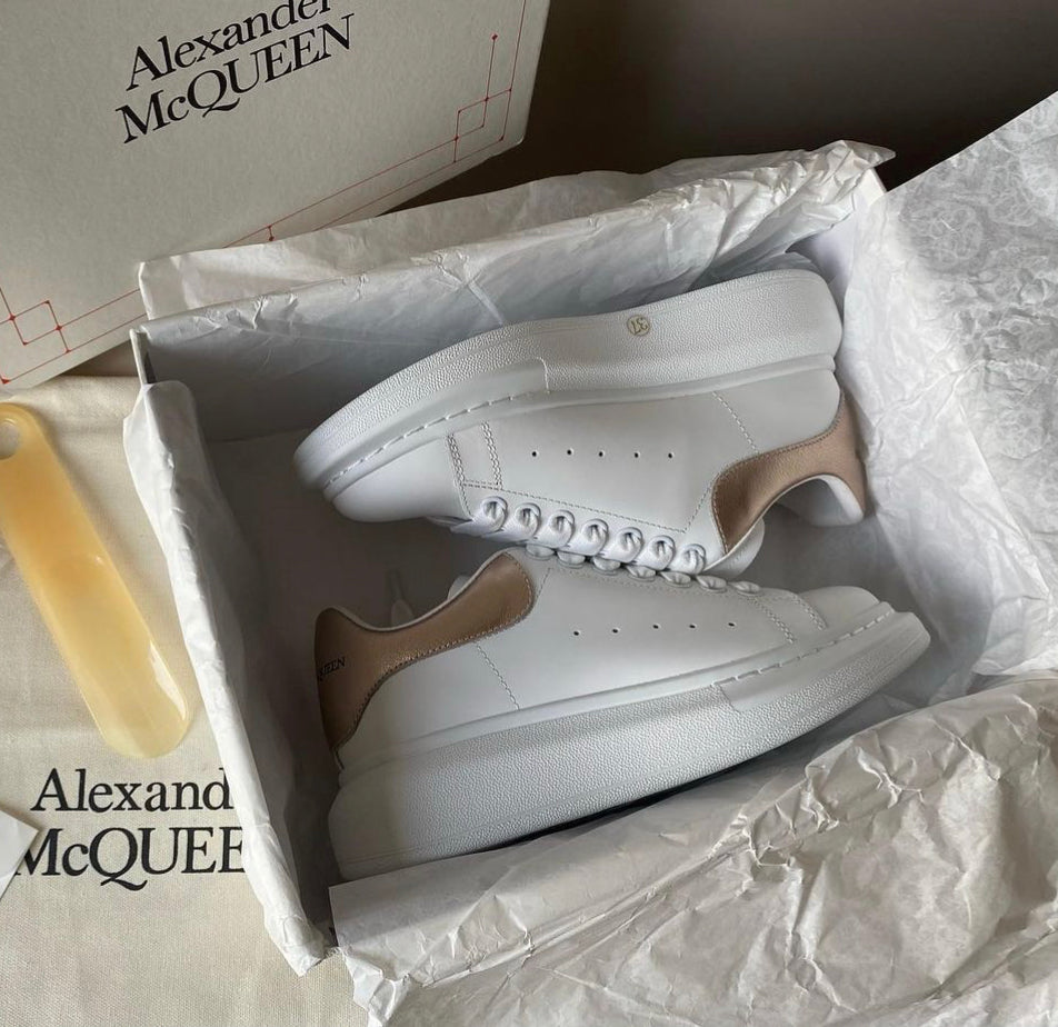 Alexander McQueen Nude