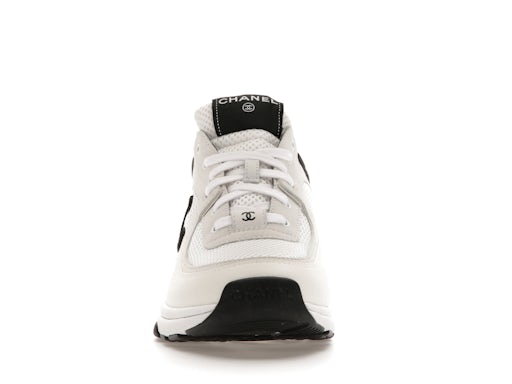 Chanel Low weiß/schwarzes Wildleder