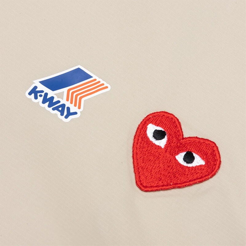 Kway X CDG: Kway Beige (Halbverschluss)