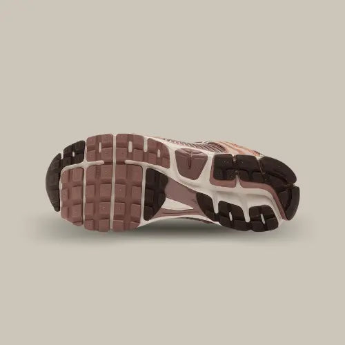 Nike Zoom Vomero 5 Dusted Clay