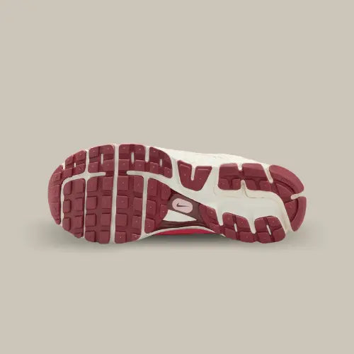 Nike Zoom Vomero 5 Valentine's Day
